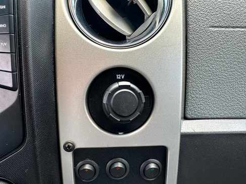 Used 2013 Ford F150 XLT w/ Luxury Equipment Group image 35