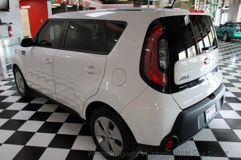 Used 2015 Kia Soul + image 8