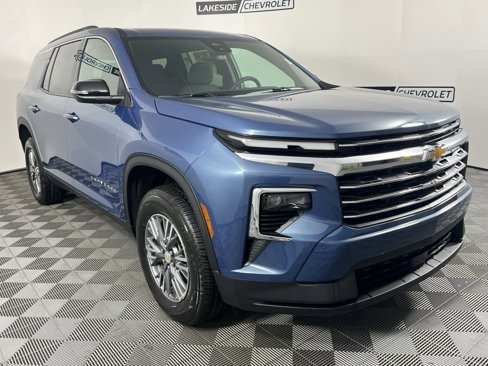 New 2025 Chevrolet Traverse LT w/ LPO, Floor Liner Package image 8