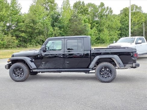 New 2023 Jeep Gladiator Willys image 4