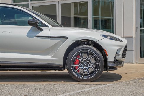 New 2025 Aston Martin DBX 707 image 17