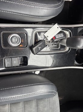 Used 2019 Mitsubishi Outlander AWD image 17