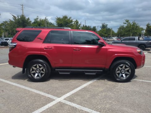 Used 2024 Toyota 4Runner TRD Off-Road Premium image 4