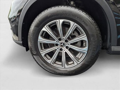 Used 2024 Mercedes-Benz GLC 300 image 23