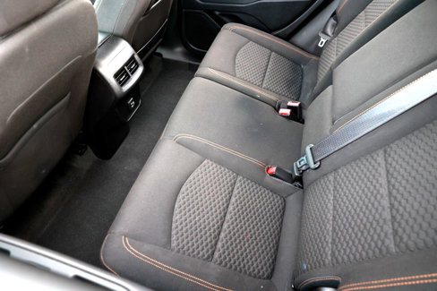 Used 2018 GMC Terrain SLE w/ Driver Convenience Package image 8