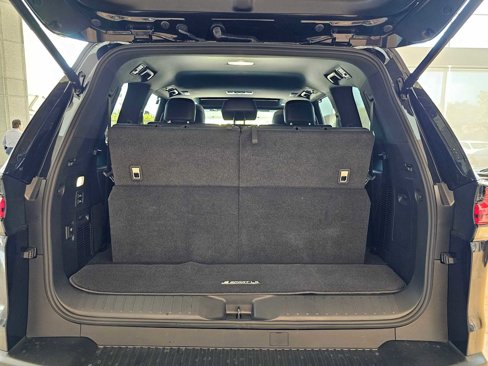 New 2025 Lexus LX 600 F Sport image 15