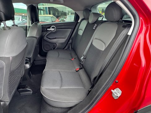 Used 2016 FIAT 500X Pop image 6