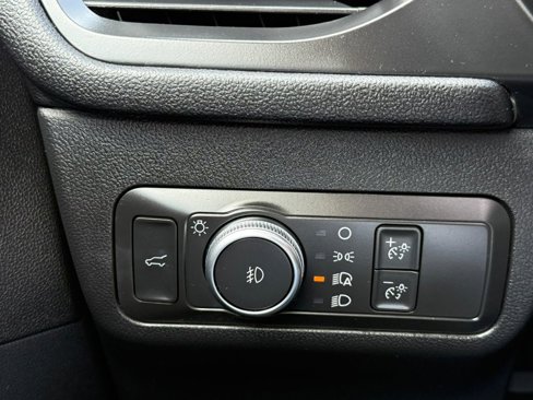Used 2021 Ford Escape SEL image 37