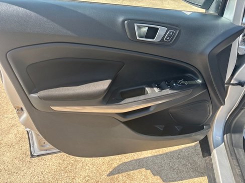 Used 2019 Ford EcoSport SE image 11
