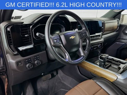 Used 2023 Chevrolet Silverado 1500 High Country w/ High Country Premium Package image 9
