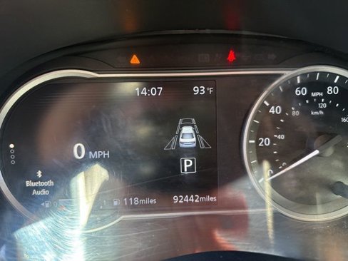Used 2021 Nissan Versa SV image 7