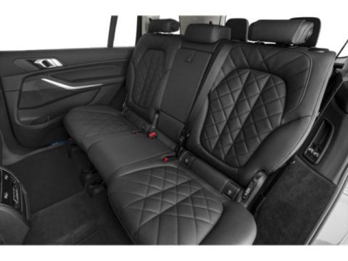 New 2026 BMW X7 M60i image 15