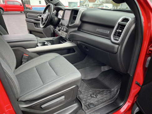 Used 2022 RAM 1500 Big Horn w/ Night Edition image 32