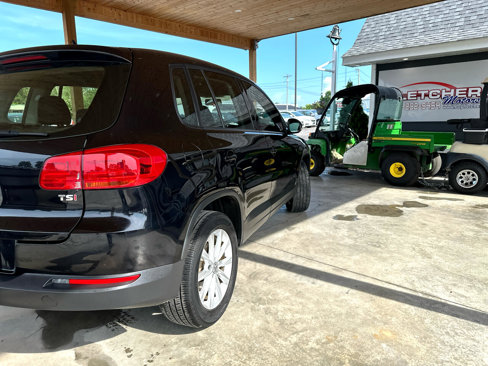Used 2017 Volkswagen Tiguan S image 14