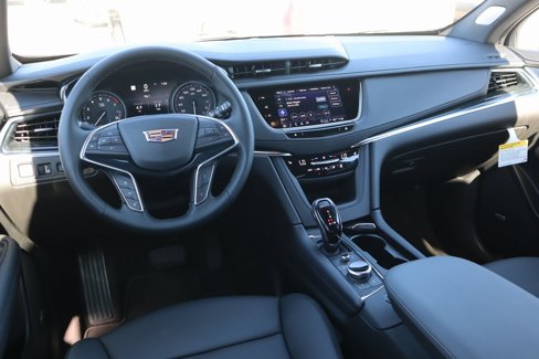 New 2025 Cadillac XT5 Premium Luxury w/ Technology Package image 2