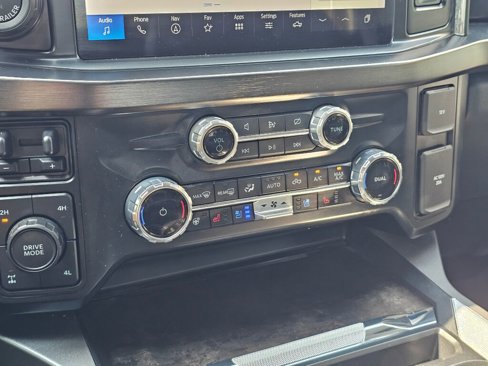 Used 2023 Ford F350 Lariat w/ Lariat Ultimate Package image 30