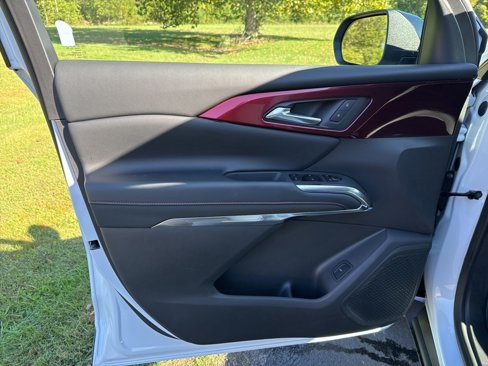 New 2026 Chevrolet Traverse Z71 w/ Driver Confidence Package image 12
