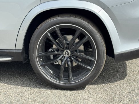 New 2026 Mercedes-Benz GLS 450 4MATIC image 15