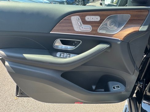 New 2026 Mercedes-Benz GLS 450 4MATIC image 5