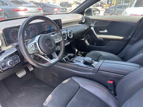 Used 2023 Mercedes-Benz CLA 250 image 8