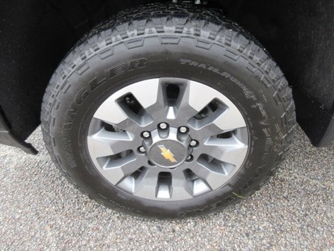 New 2026 Chevrolet Silverado 2500 Custom w/ Custom Value Package image 12