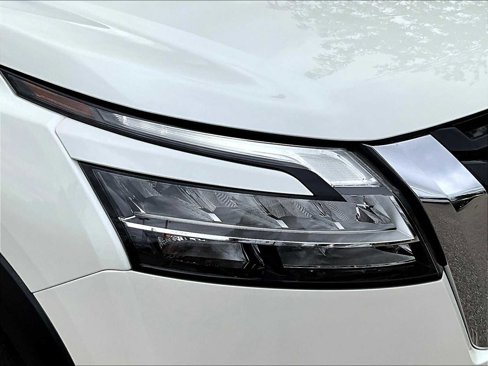 Certified 2024 Nissan Pathfinder SL w/ SL Premium Package image 33