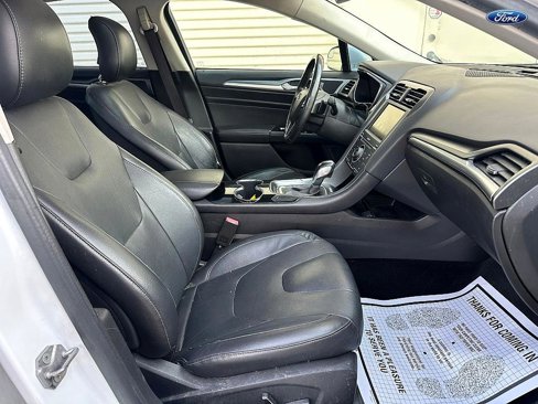 Used 2014 Ford Fusion Titanium image 11