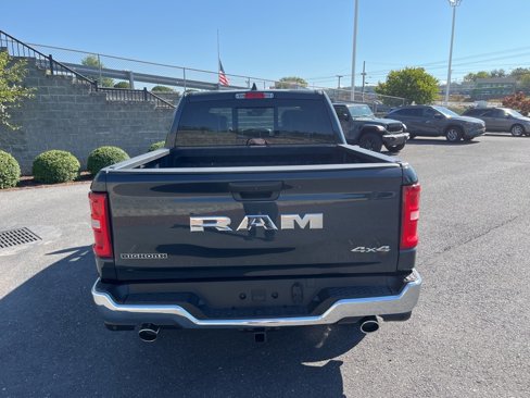 New 2026 RAM 1500 4x4 Crew Cab image 10