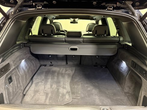 Used 2022 BMW X5 xDrive40i w/ M Sport Package image 15