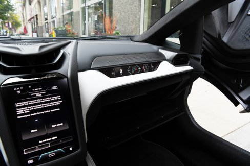 Used 2024 Lamborghini Revuelto image 17