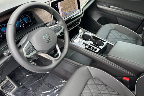 New 2026 Volkswagen Atlas SEL Premium R-Line image 9