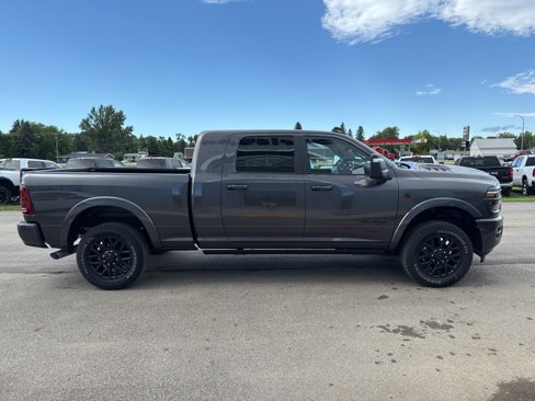 New 2025 RAM 3500 Limited image 5