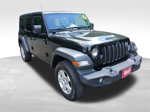 Used 2023 Jeep Wrangler Sport S image 8