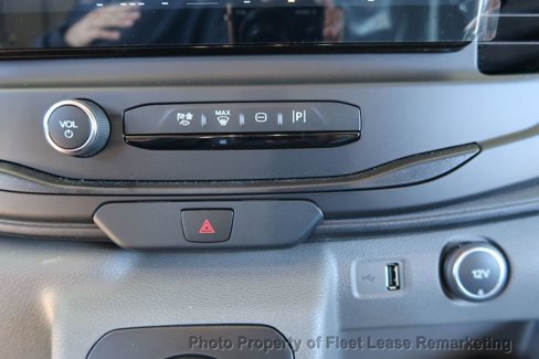 Used 2023 Ford E-Transit Low Roof image 34