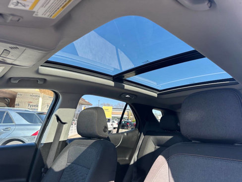 Used 2019 Chevrolet Equinox LT image 9