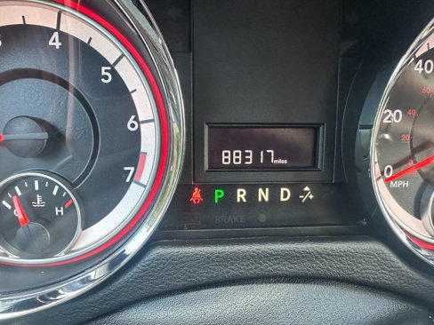 Used 2019 Dodge Grand Caravan SXT w/ Driver Convenience Group image 7