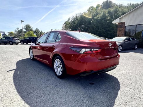 Used 2023 Toyota Camry LE image 7