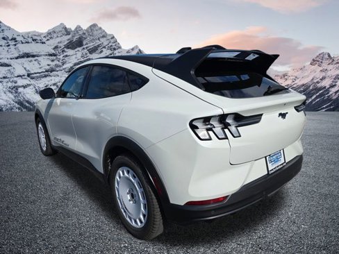 New 2025 Ford Mustang Mach-E GT image 6