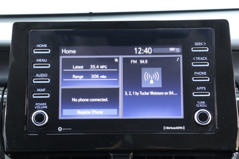 Used 2024 Toyota Camry SE image 12
