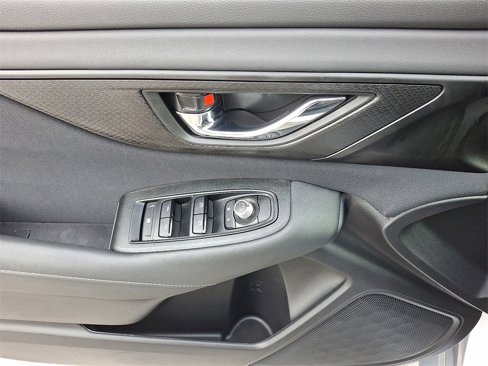 Used 2025 Subaru Legacy Premium image 13