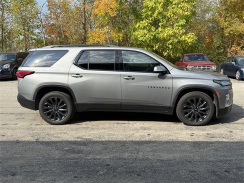 Used 2023 Chevrolet Traverse RS w/ LPO, Floor Liner Package image 4