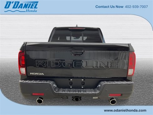 New 2026 Honda Ridgeline Black Edition image 4