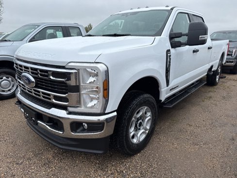 New 2026 Ford F350 4x4 Crew Cab Super Duty image 2