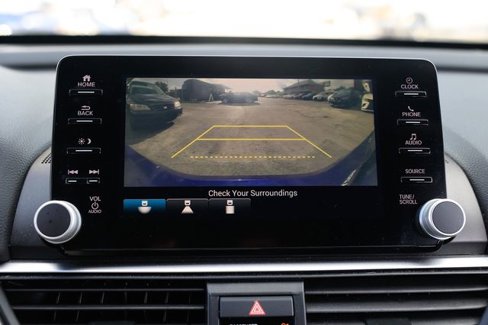 Used 2018 Honda Accord Sport image 35