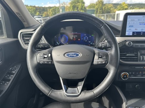 Used 2020 Ford Escape SE Sport image 13