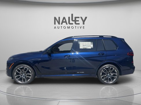 New 2026 BMW X7 M60i image 2