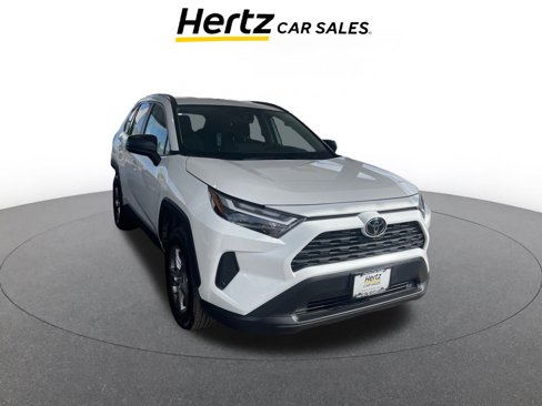 Used 2025 Toyota RAV4 LE image 1