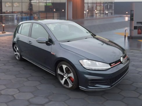 Used 2019 Volkswagen GTI S image 11