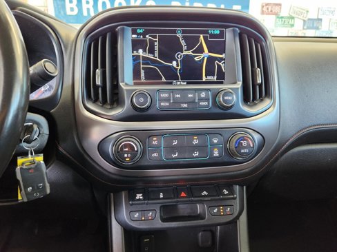 Used 2017 GMC Canyon SLE w/ All Terrain Package image 8