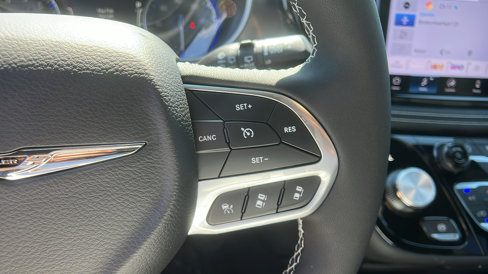 New 2026 Chrysler Pacifica Select image 26